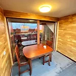 Casa Delli Gatti Monteurunterkunft 8 9 Personen Apartment Leipzig